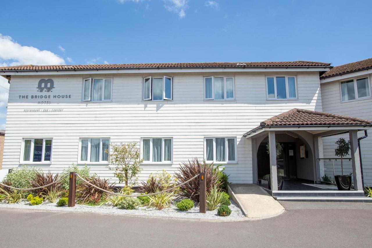 The Bridge House; BW Signature Collection Ferndown Bagian luar foto